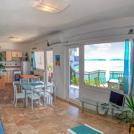 Apartment Amazing In With Kitchen *