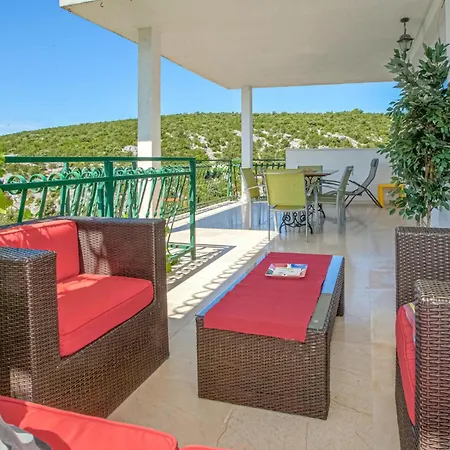 Apartamento Awesome In
