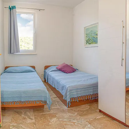 Apartamento Awesome In *